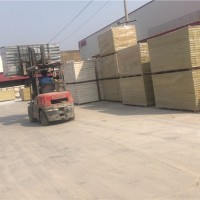 保温装饰一体板货场一角