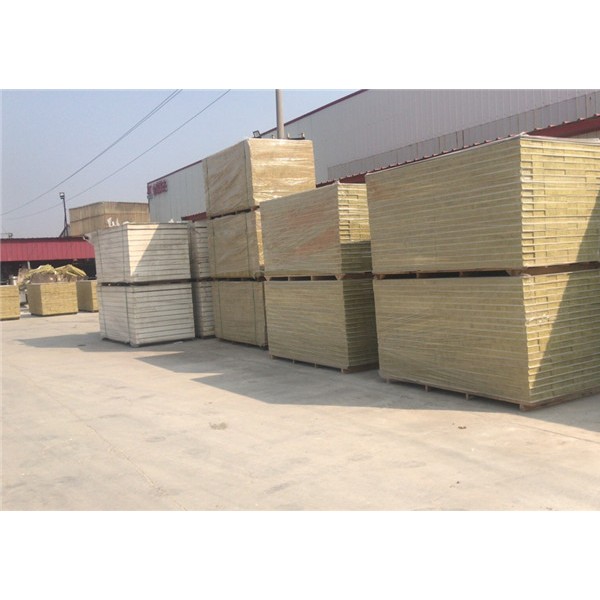 保温装饰一体板货场一角