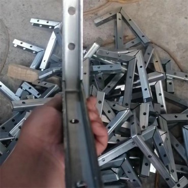 锯齿状L型玻璃槽