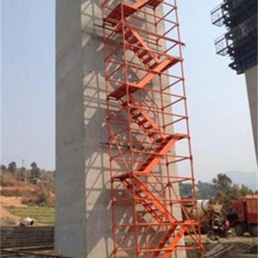 香蕉式安全爬梯