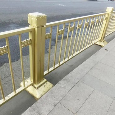 黄金护栏
