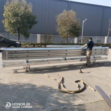 SA级组合式波形板活动护栏