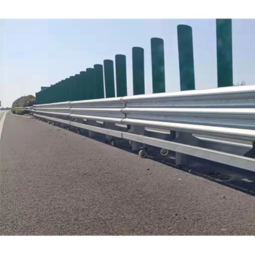 SBM级组合式波形板活动护栏