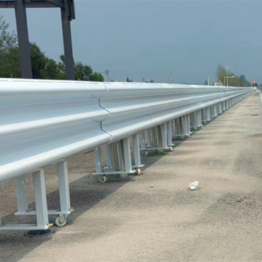 组合型波型板活动式钢护栏