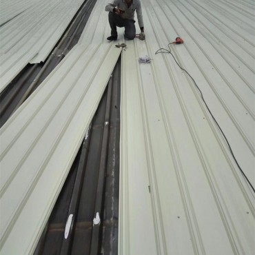 铁皮瓦彩钢瓦更换