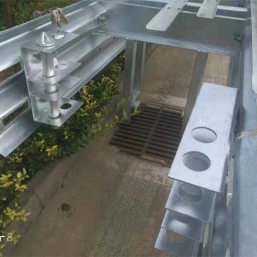 框架式波形板活动护栏