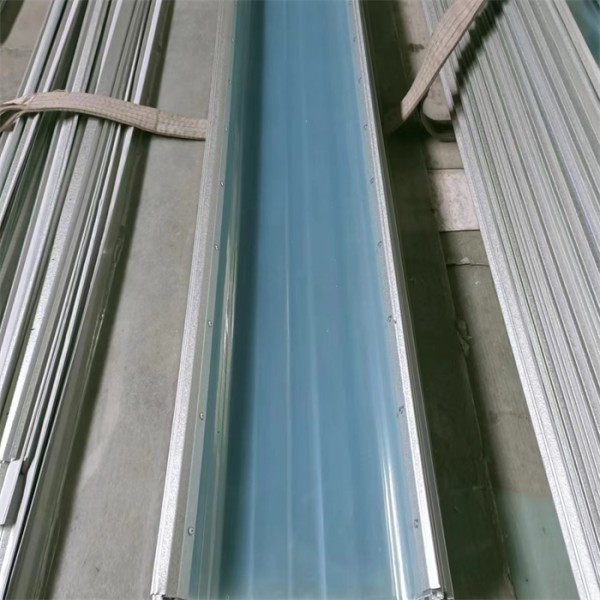 470型单层钢收边采光板