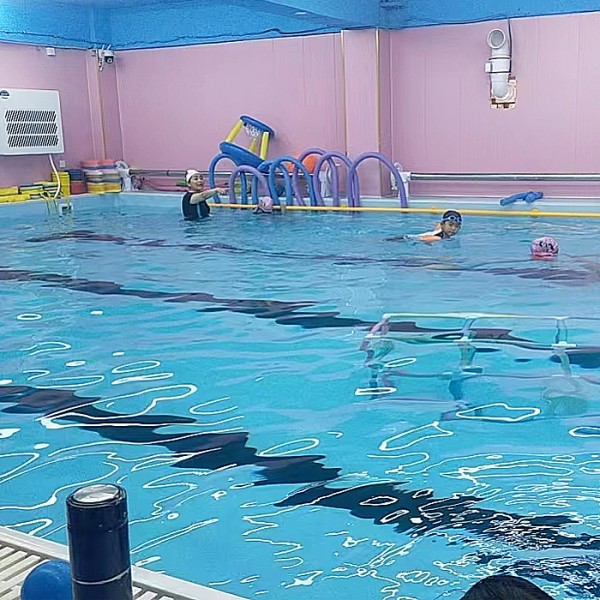 幼儿园泳池