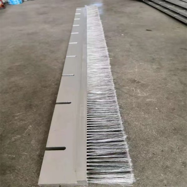 焦化厂拦焦机顶部挡烟板密封钢丝刷